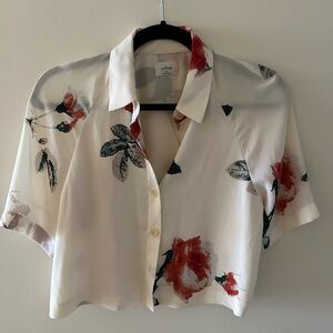 Wilfred Cream Button-Front Floral Crop Shirt with Red and Green Print